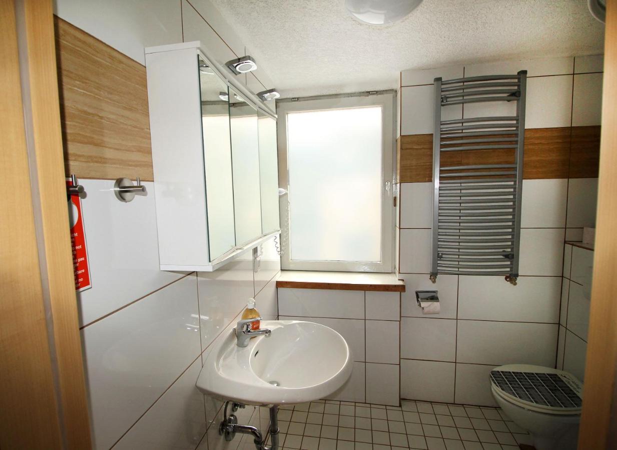 Hotel Neustaedter Hof تيتيسي نيوستادت المظهر الخارجي الصورة